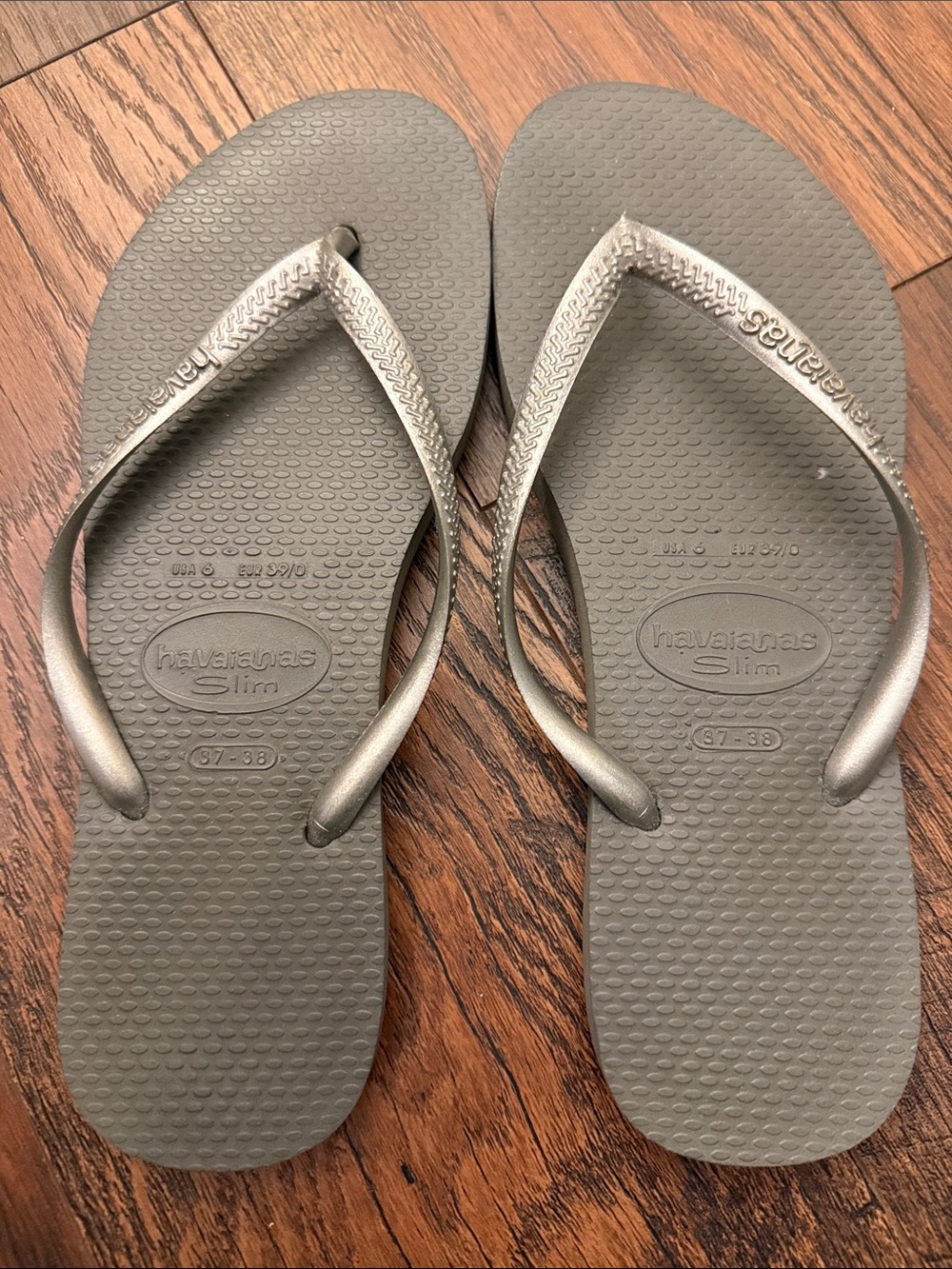 Havaianas Slim Metallic Silver Flip Flops